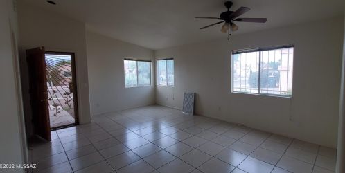 7444 Cross Ridge Pl, Tucson AZ  85710-6076 exterior