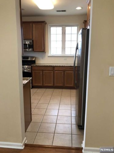 2301 Gatherings Dr, Paterson NJ  07508-1383 exterior