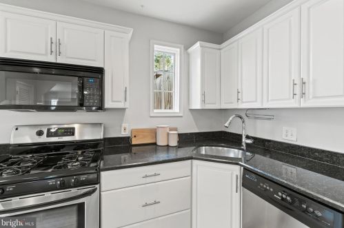 1244 Jackson St, Washington DC 20017-4017 exterior