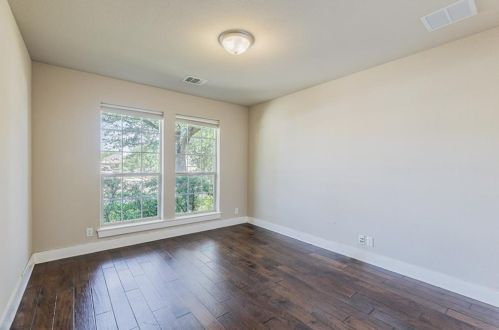 6928 Bay City Bnd, Austin TX 78725-2938 exterior