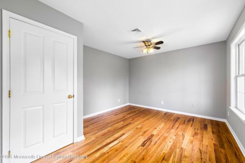 2278 Burroughs Ave, Northfield NJ 08225-1063 exterior