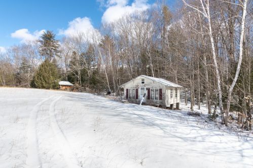 161 Bear Hl Rd, Concord NH 03307-1412 exterior