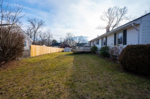 281 Hartwick St, Springfield MA 01108-3564 exterior