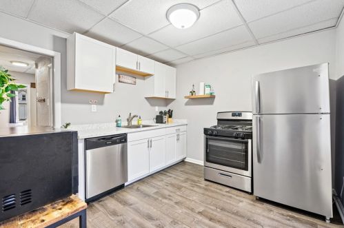 17 Lelia St, Pittsburgh PA 15211-2228 exterior