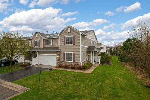 1633 Prescott Ct, Chaska, MN 55318-4503