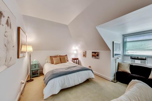 5913 Kenneth Ave, Chicago IL 60803-2131 exterior