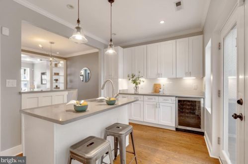 1910 4th St, Washington, DC 20002-1212