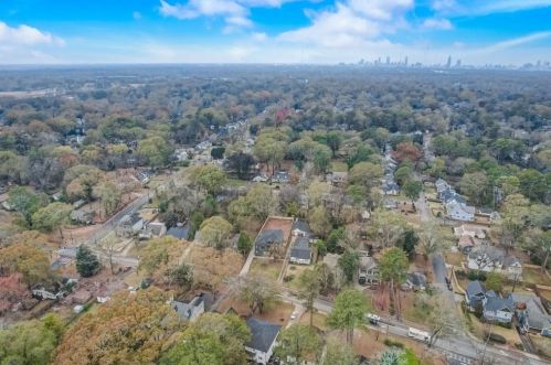 34 Candler Rd, Atlanta GA 30317-3435 exterior