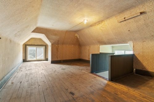 663 Frst Ave, Pittsburgh PA 15202-2925 exterior