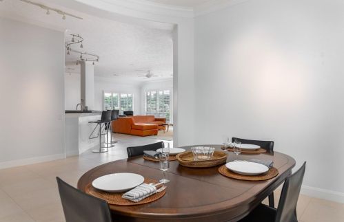 43 Misty Harbor Dr, Montgomery TX 77356-5242 exterior