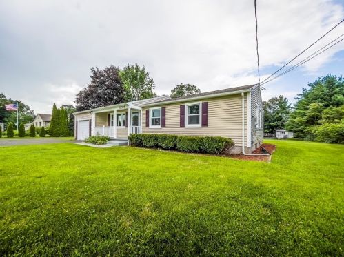 1206 Burnett Rd, Chicopee, MA 01020-4613