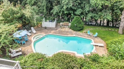 50 Hooper Ave, Atlantic Highlands NJ  07716-1537 exterior