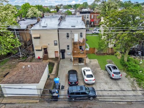 4428 Monroe St, Chicago IL 60624-2519 exterior