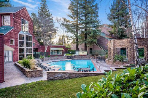 710 Teatree Ct, San Jose CA 95128-4725 exterior