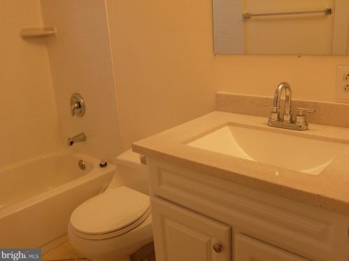 239 Mather Ave, Princeton NJ 08540-6440 exterior