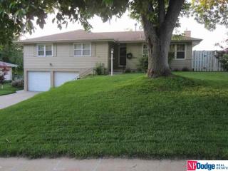 12236 William Cir, Omaha, NE 68144-1320