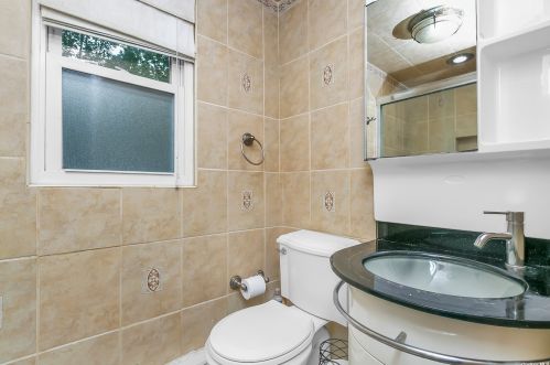 12 Prospect Dr, Huntington Station NY 11746-2920 exterior