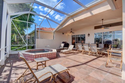 6774 Garde Rd, Boynton Beach FL 33472-7315 exterior