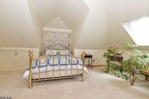 11 Spg St, Kinnelon NJ 07405-1322 exterior