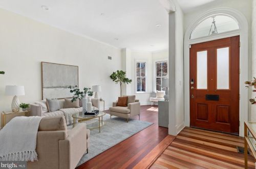 1429 Q St, Washington DC 20009-3808 exterior