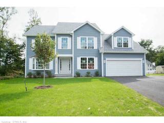 137 Harvest Ln, Milford, CT 06461-1783
