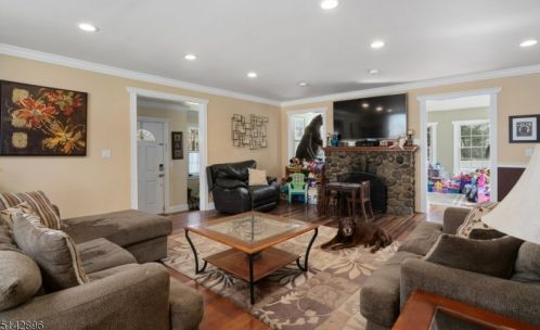 116 Mountain Ave, Warren, NJ 07059-5233