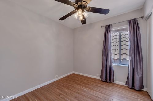 4713 10 St, Phoenix AZ 85020-2625 exterior