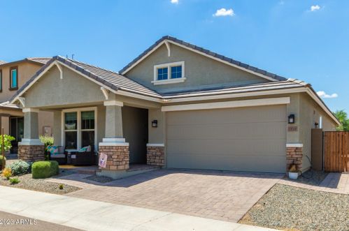 7818 23rd St, Phoenix AZ  85042 exterior