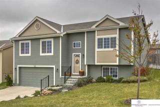 16910 Browne St, Omaha, NE 68116-3223