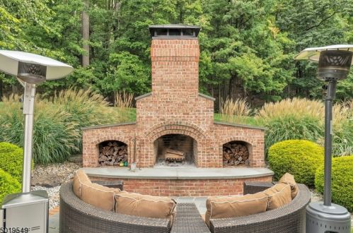 3 Park Rdg Ct, Chester NJ 07930-3016 exterior