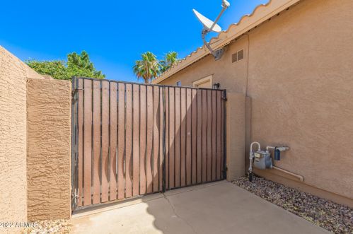 3174 Mead Dr, Chandler AZ 85248-5524 exterior
