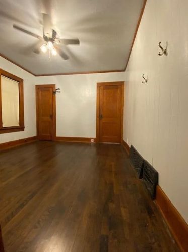 2835 37, Milwaukee WI 53215-3512 exterior