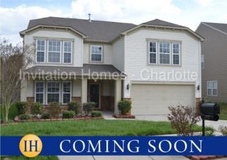 1832 Hamilton Forest Dr, Charlotte NC  28216-1836 exterior