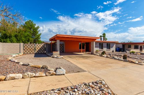 3201 Hearthstone Dr, Tucson, AZ 85730-2934