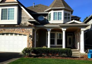 1822 8th Pl, Seattle, WA 98057-3957