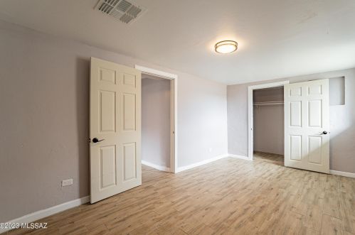 29 Pennsylvania Dr, Tucson AZ  85714-2640 exterior