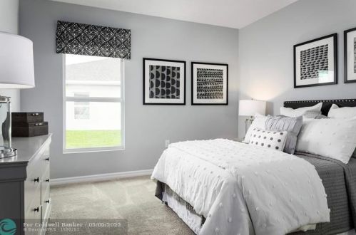 3713 Bennington Ln, Fort Pierce FL  34981 exterior