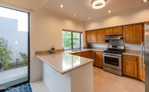 4061 Quiet Moon Dr, Tucson AZ  85718-3427 exterior