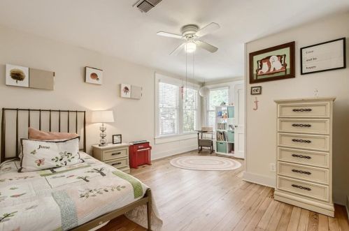 3901 Becker Ave, Austin TX 78751-5209 exterior