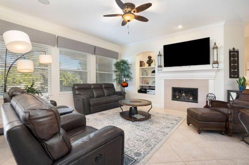 25601 Hawks Run Ln, Mount Plymouth FL 32776-7746 exterior