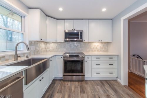 365 Shr Trl, Sparta NJ 07871-1714 exterior