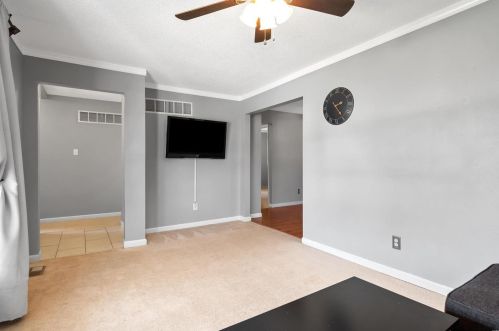 2625 Midland Rdg Dr, Saint Louis MO 63114-1232 exterior