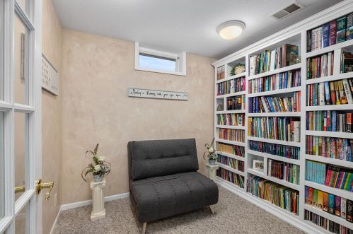 8415 Hidden Dr, Middlevle MI 49333-9186 exterior