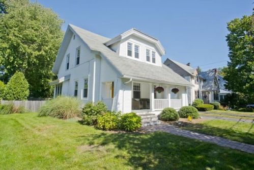 120 Greenacre Ave, Springfield, MA 01106-1906