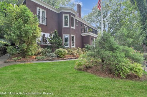 50 Hooper Ave, Atlantic Highlands NJ  07716-1537 exterior