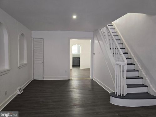 2602 Marshall St, Philadelphia PA 19148-4612 exterior