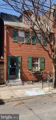 1112 Marlborough St, Philadelphia, PA 19125-4139