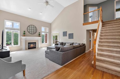 21192 Strawberry Hills Dr, Macomb Township MI 48044-2277 exterior