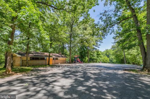 11404 Fairoak Dr, Silver Spring MD  20902-3137 exterior