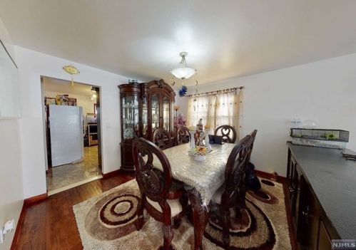 75 Maple St, Paterson NJ  07522-1411 exterior